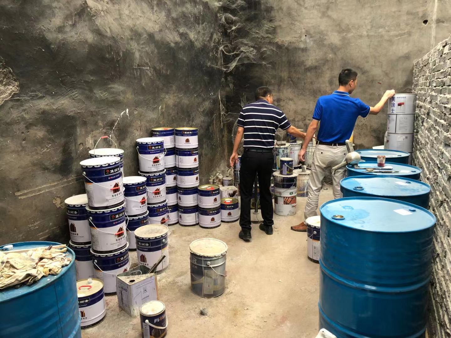 堡润漆在浙江江山木门漆市场进行实地走访考察